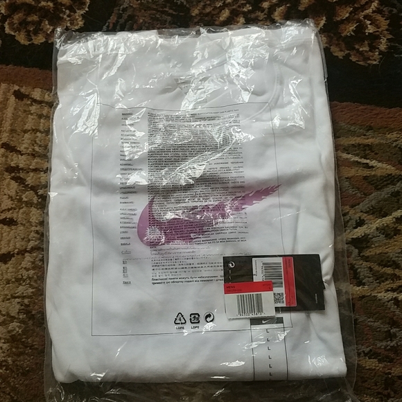 Nike shirt..FIRM - Picture 4 of 8